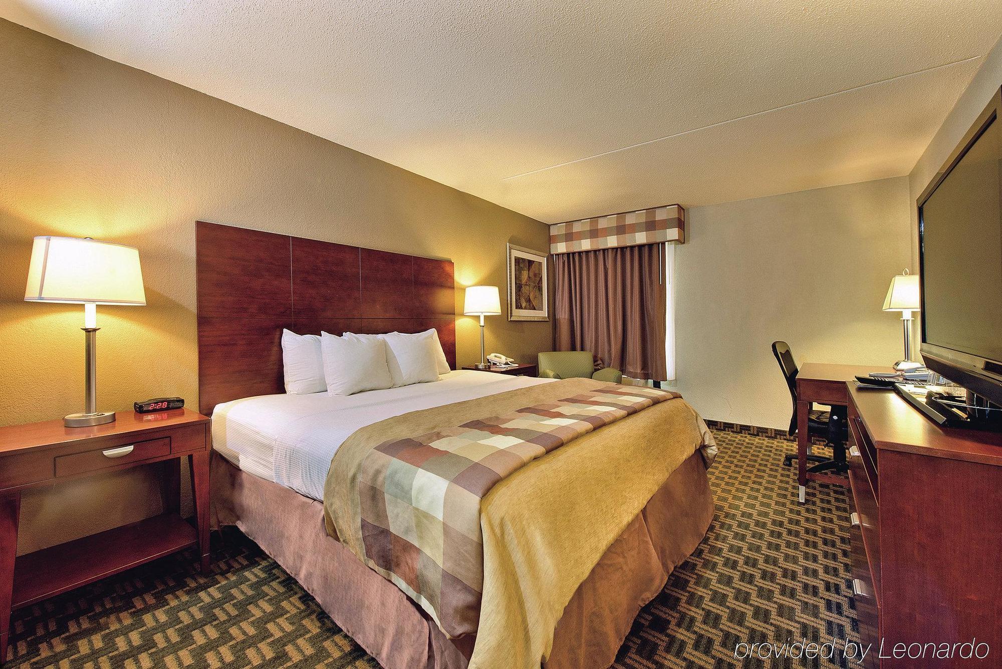 Country Inn & Suites By Radisson, Canton Near Hall Of Fame Северен Кантон Екстериор снимка